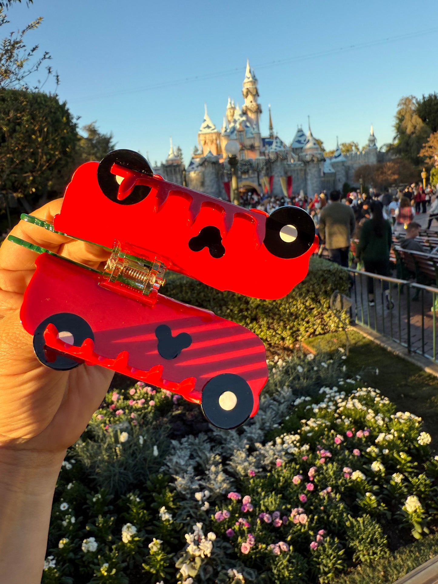 Mickey Santa Red Truck Claw Clip