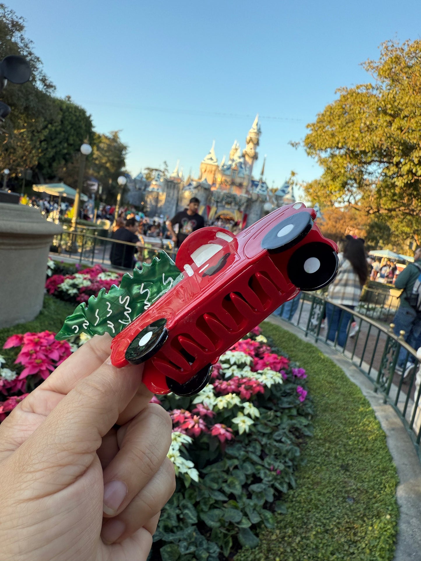 Mickey Santa Red Truck Claw Clip