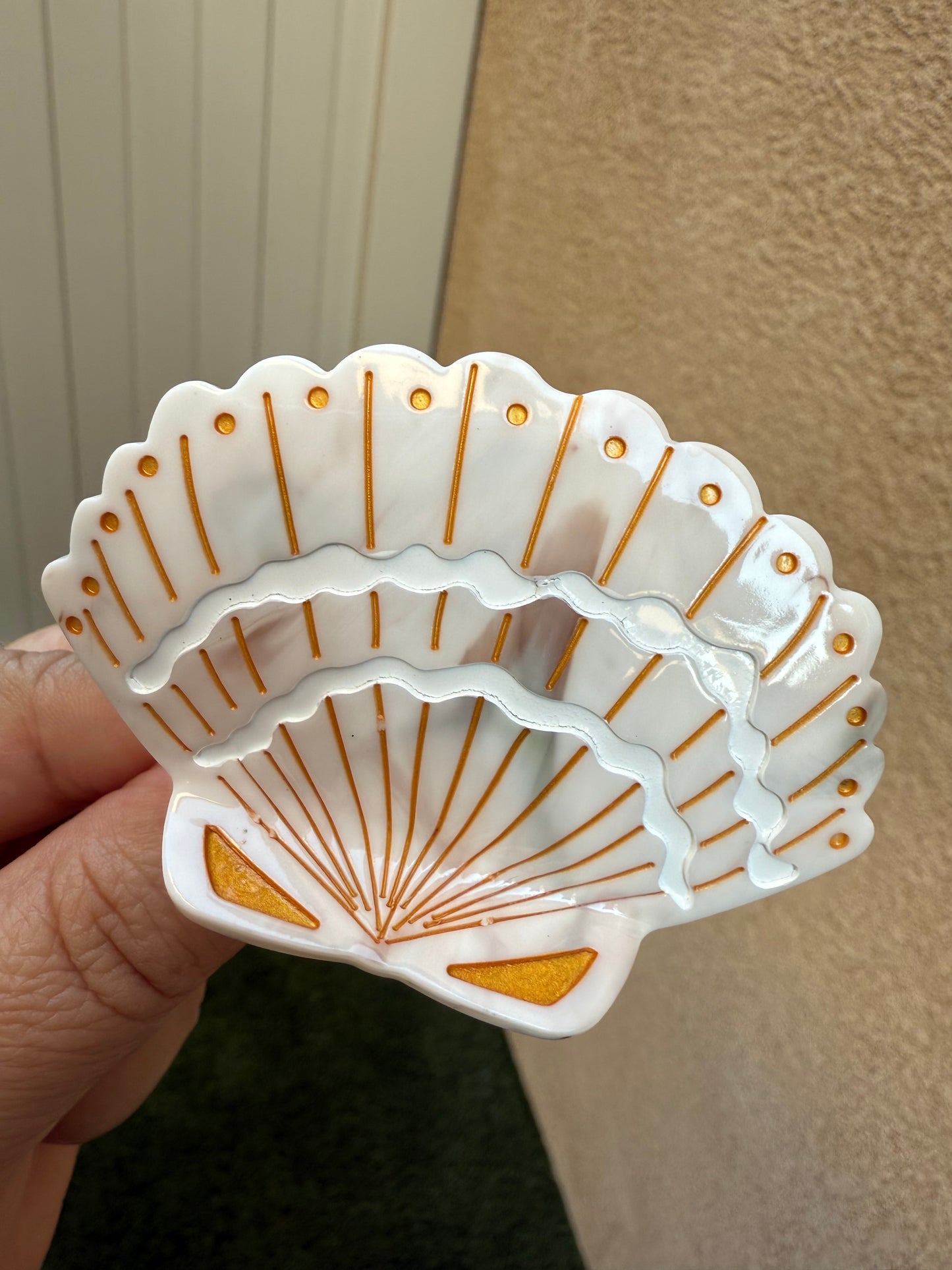 Sea Shell Claw Clip