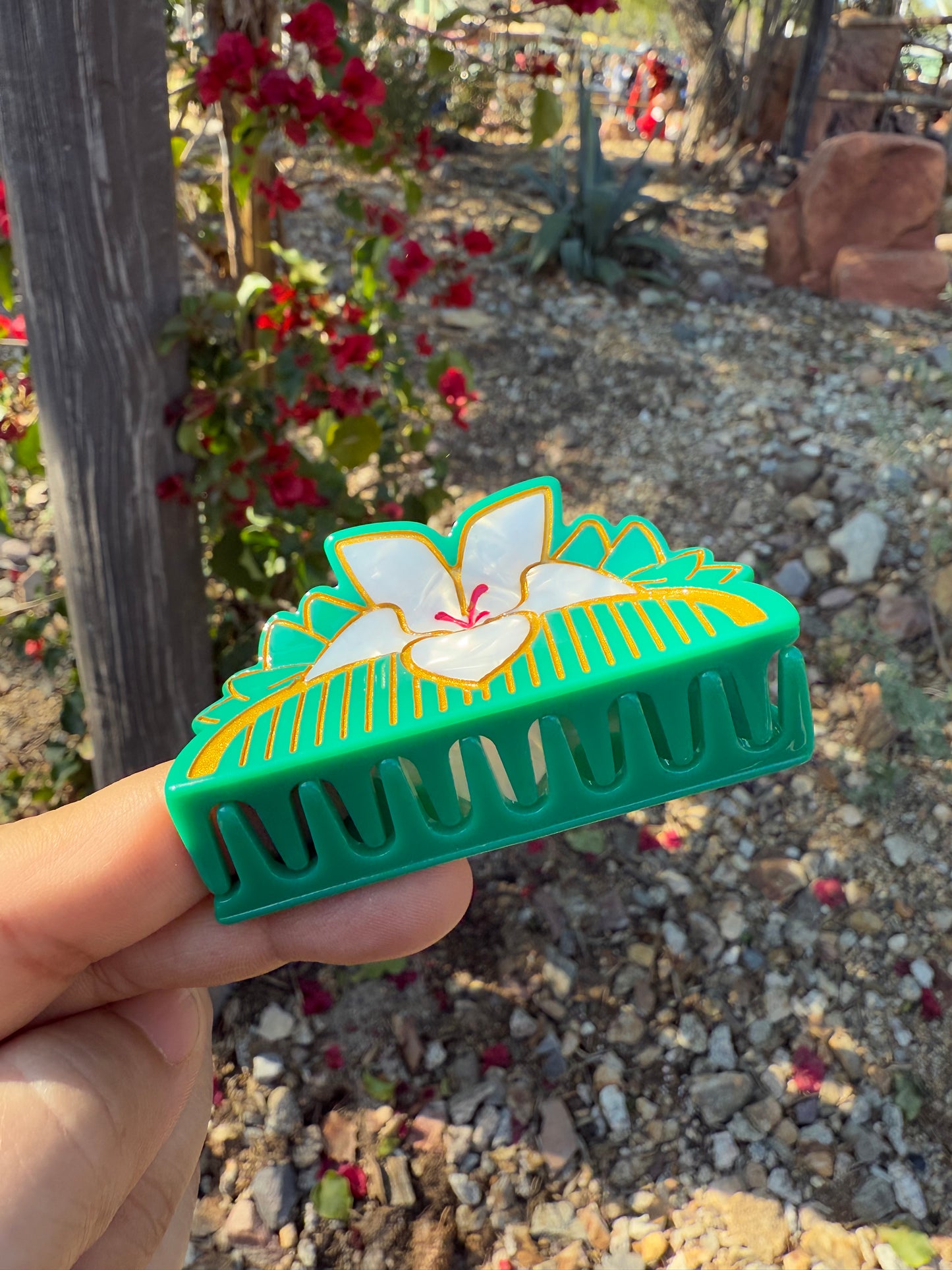 Small Mulan Magnolia Claw Clip