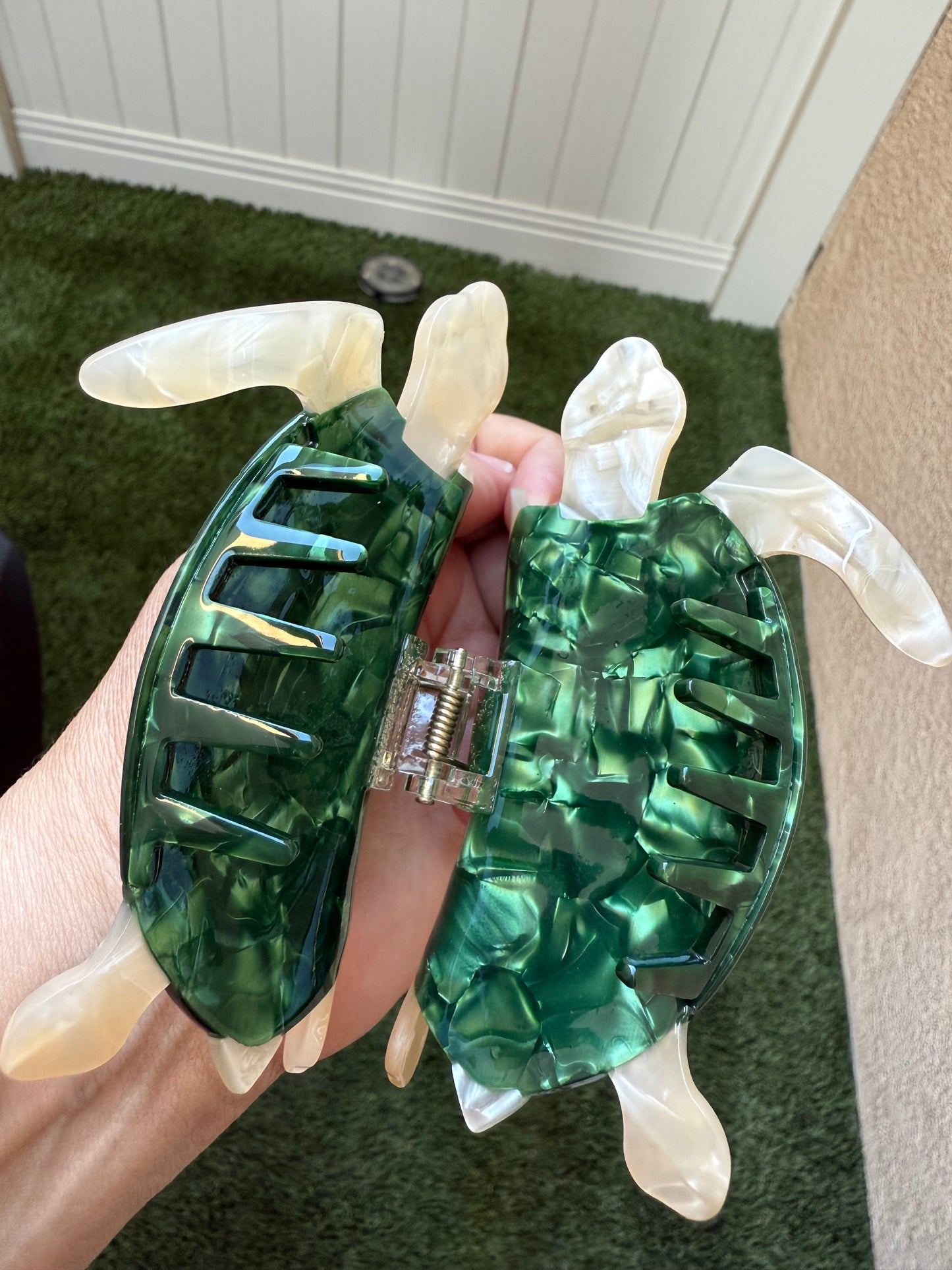 Turtle Claw Clip