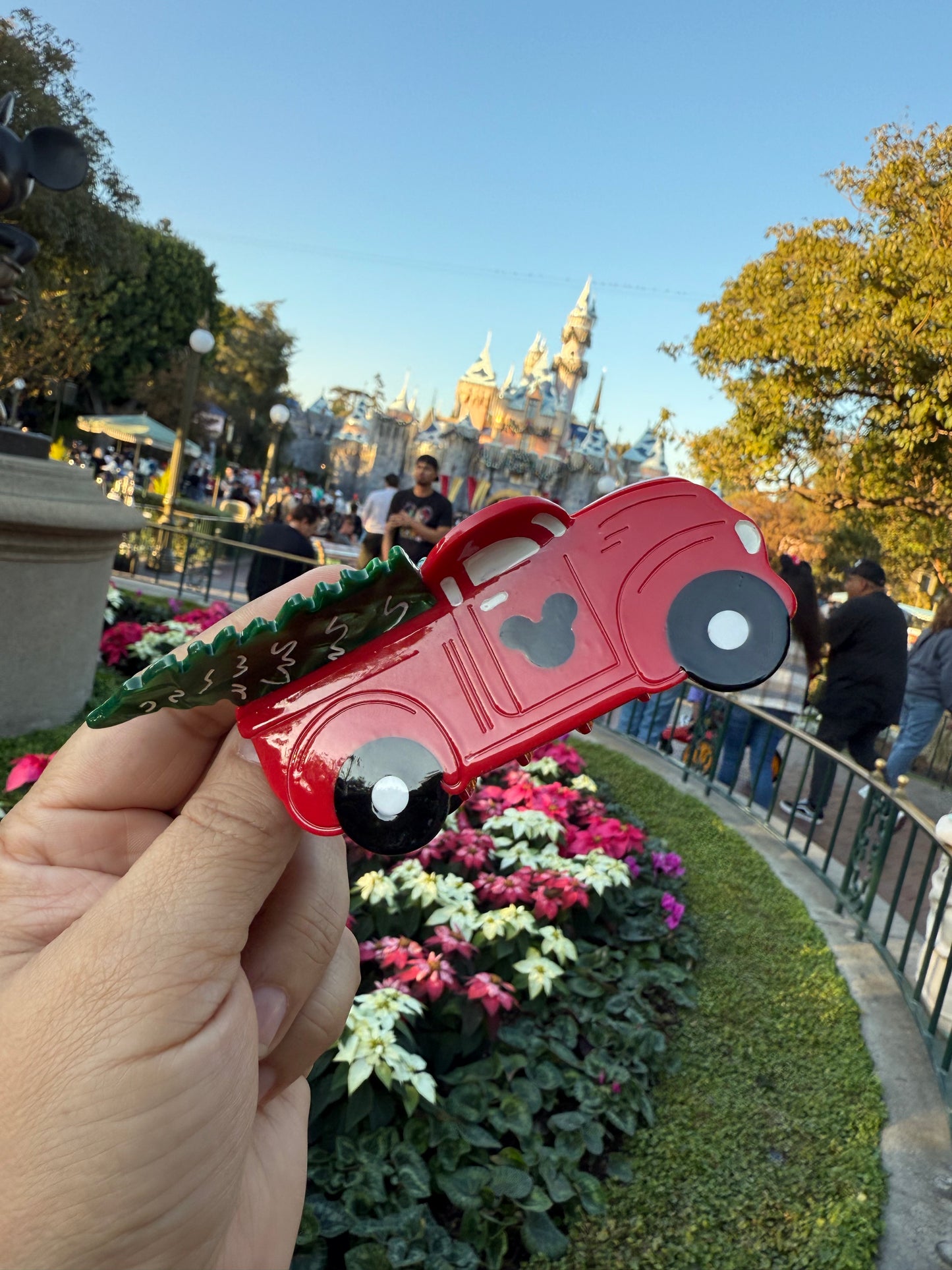 Mickey Santa Red Truck Claw Clip
