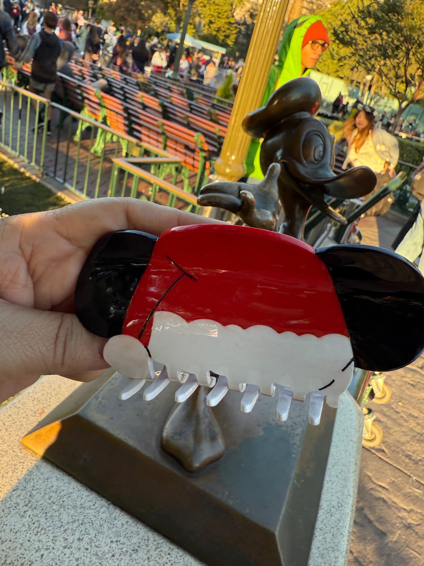 Mickey Santa Hat Hair Claw Clip