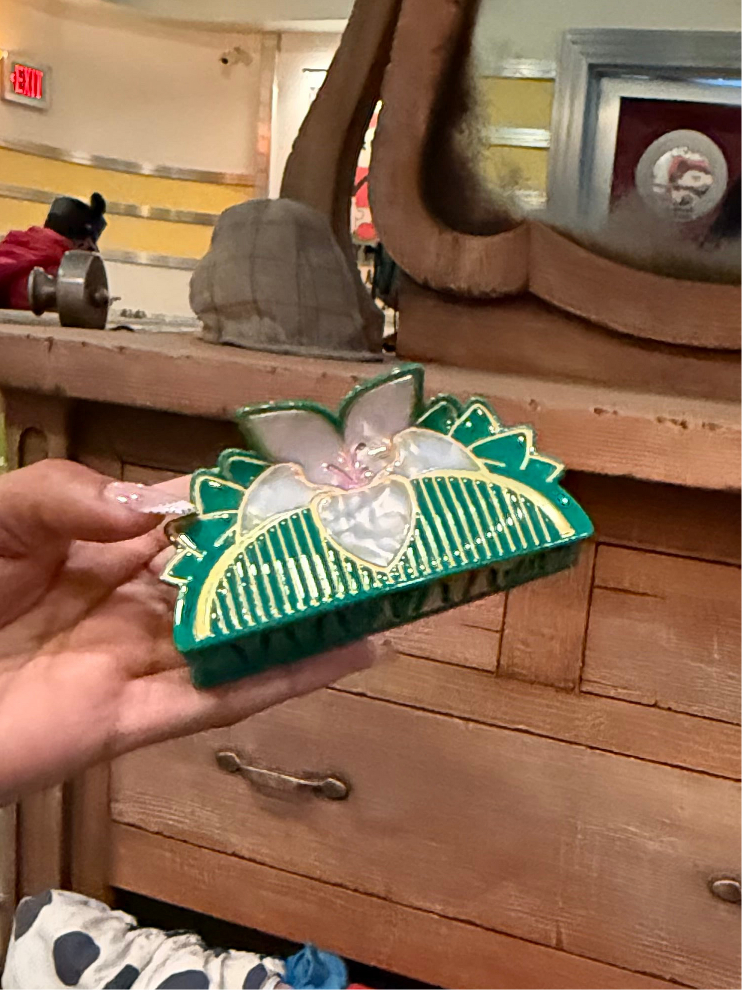 Large Mulan Magnolia Claw Clip