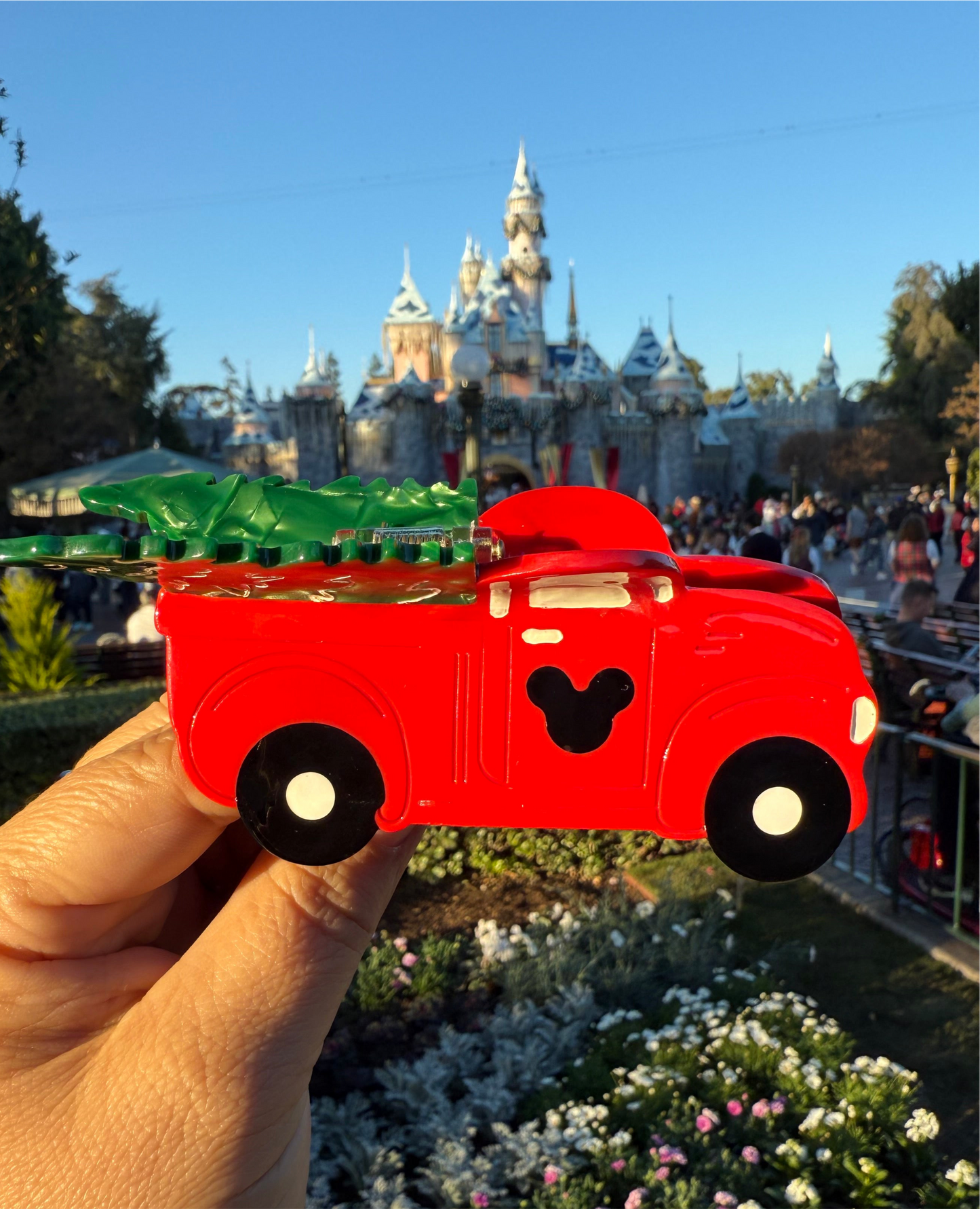 Mickey Santa Red Truck Claw Clip