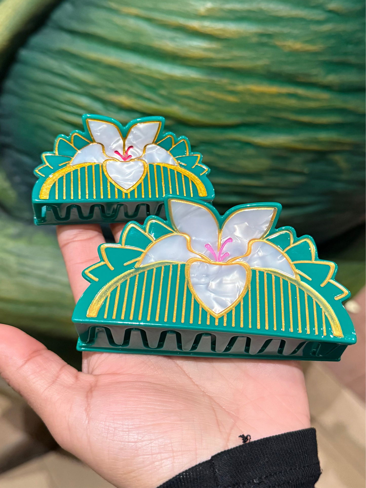 Large Mulan Magnolia Claw Clip