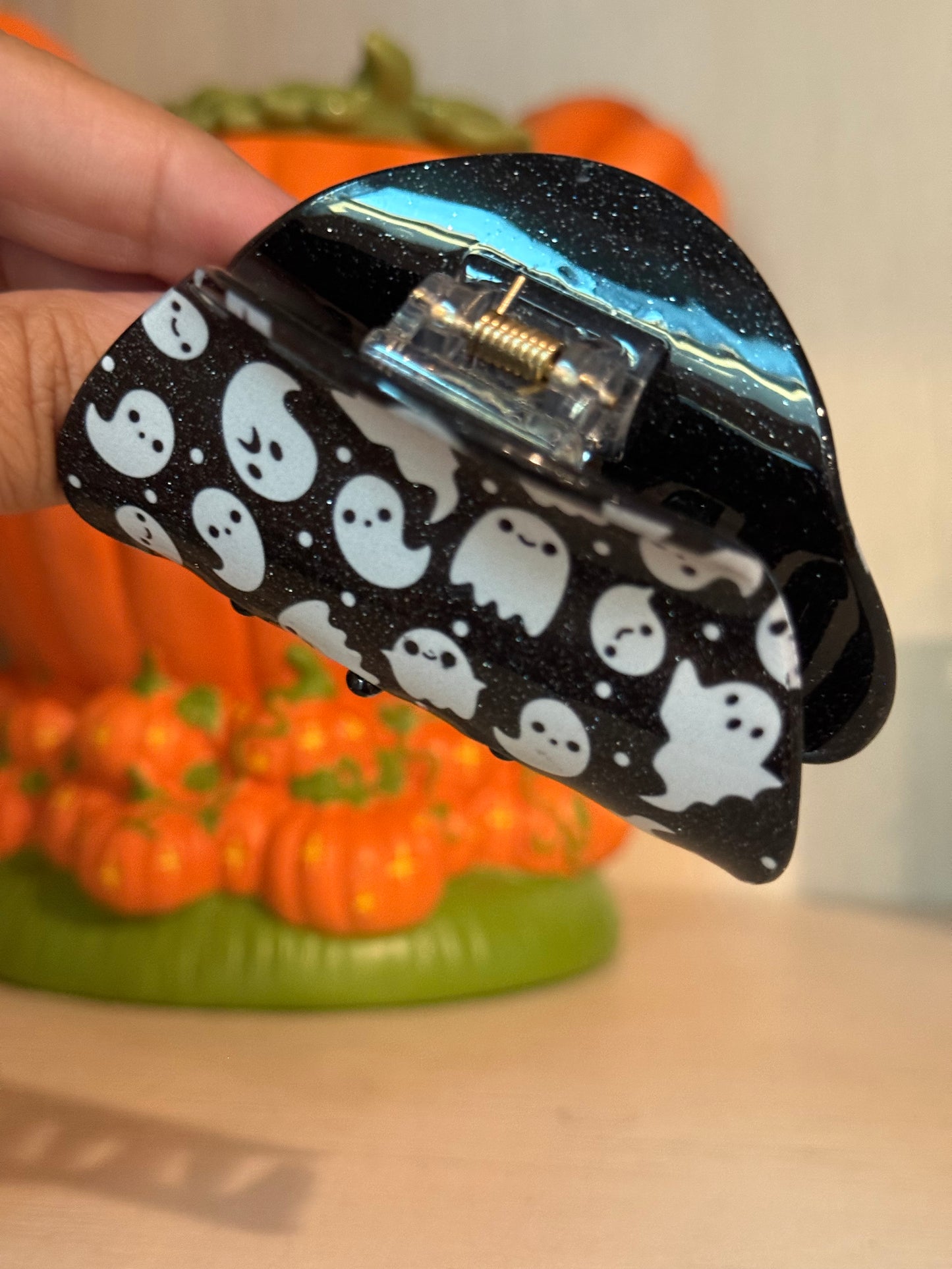 Glitter Ghost Claw Clip
