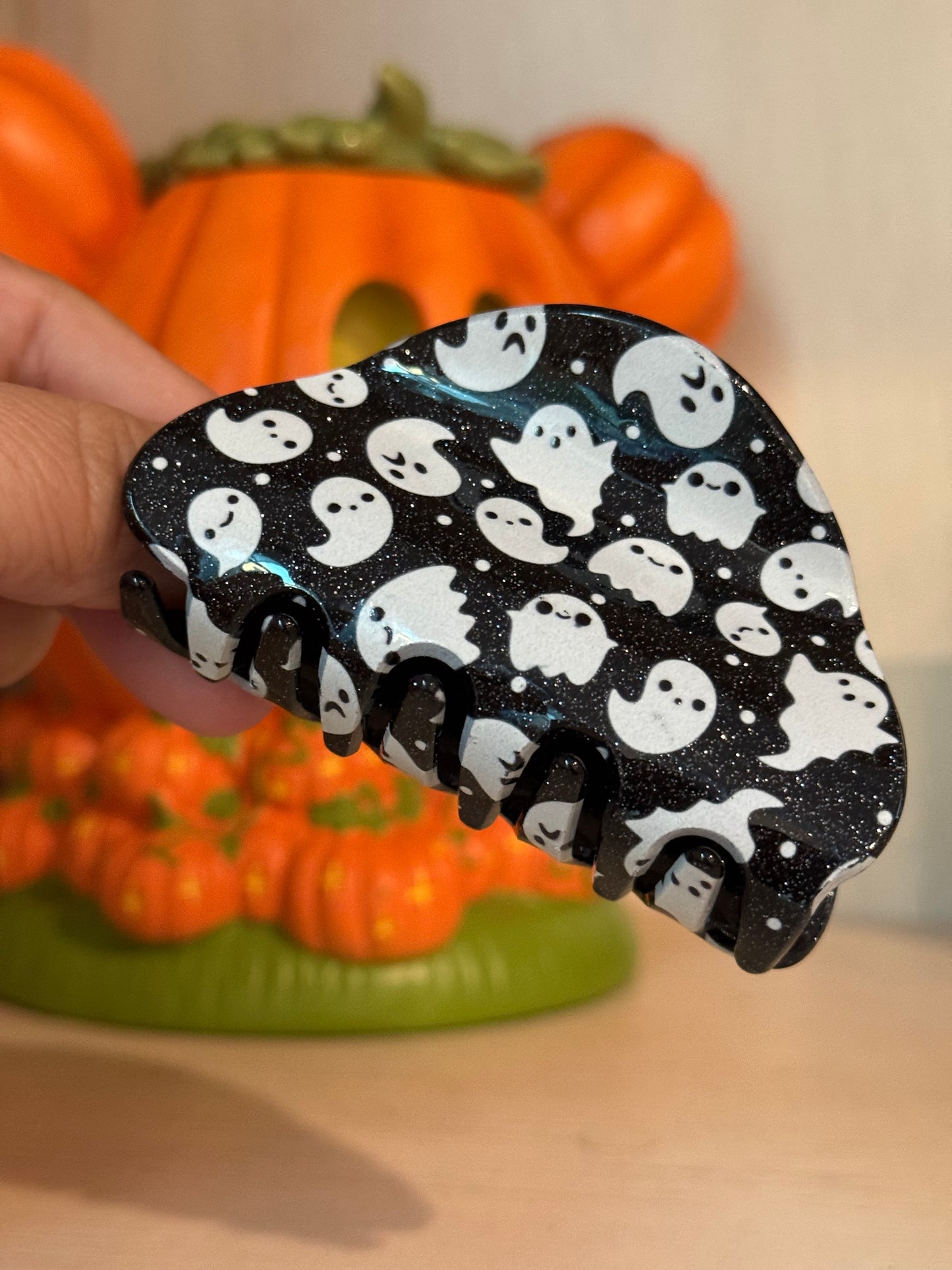 Glitter Ghost Claw Clip