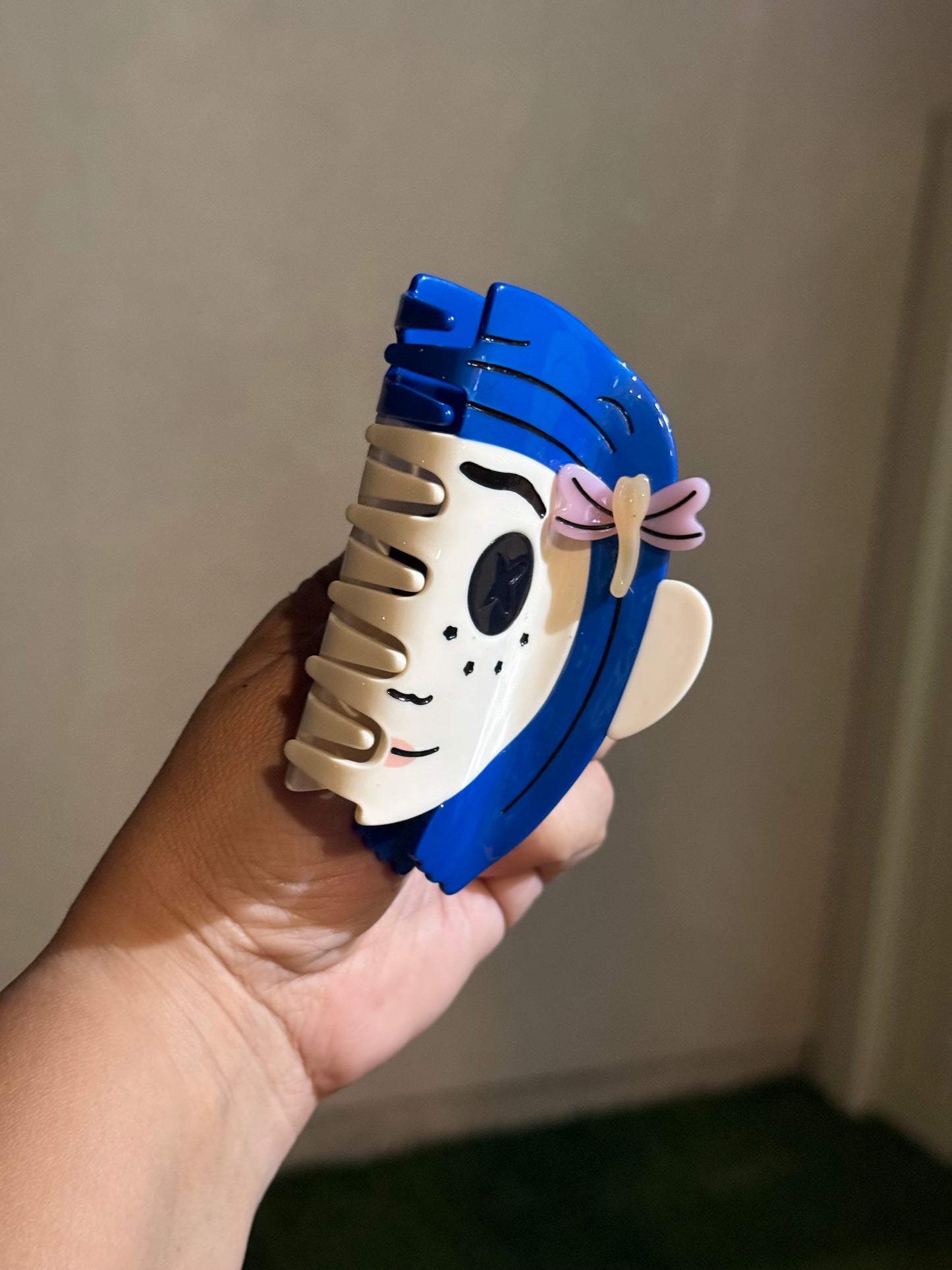Coraline Claw Clip