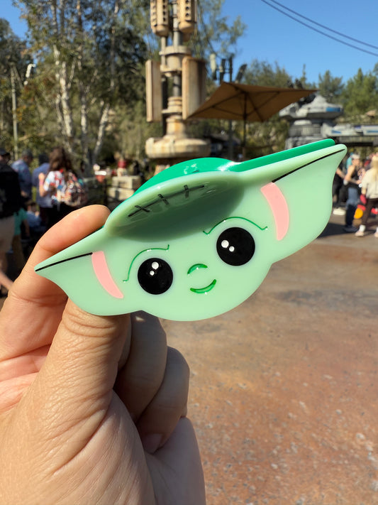 Baby Yo-da  Claw Clip