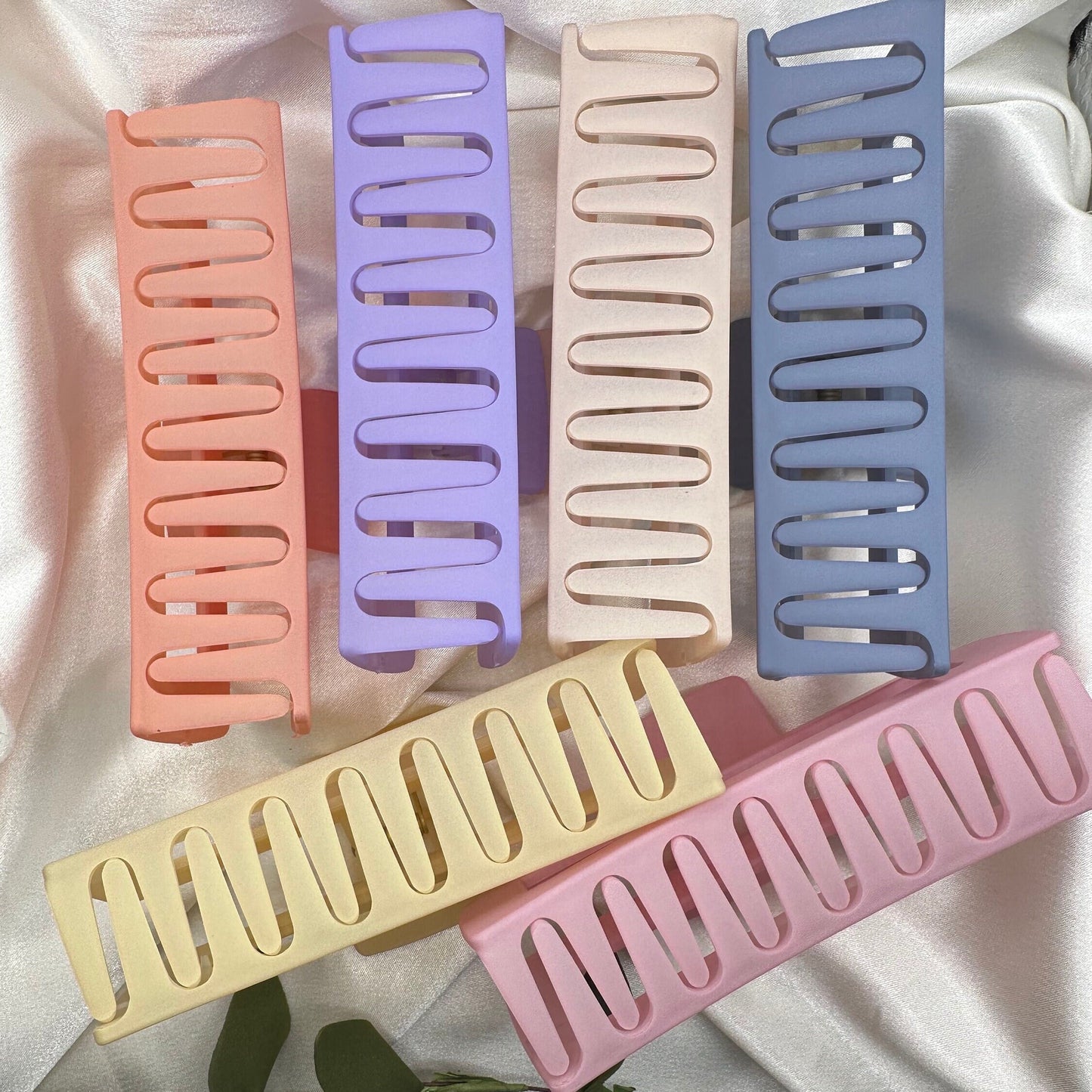 XL Matte Clips, Jumbo Claw Clip, Acrylic Hair Clip, Hair Accessories for Her, Translucent Clip, Perfect Gift, Gifts for Her, Minimalist Hair