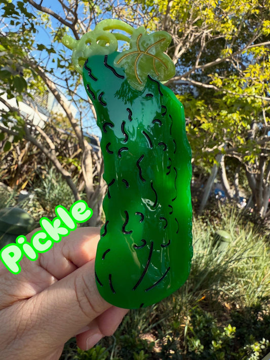 Pickle Claw Clip