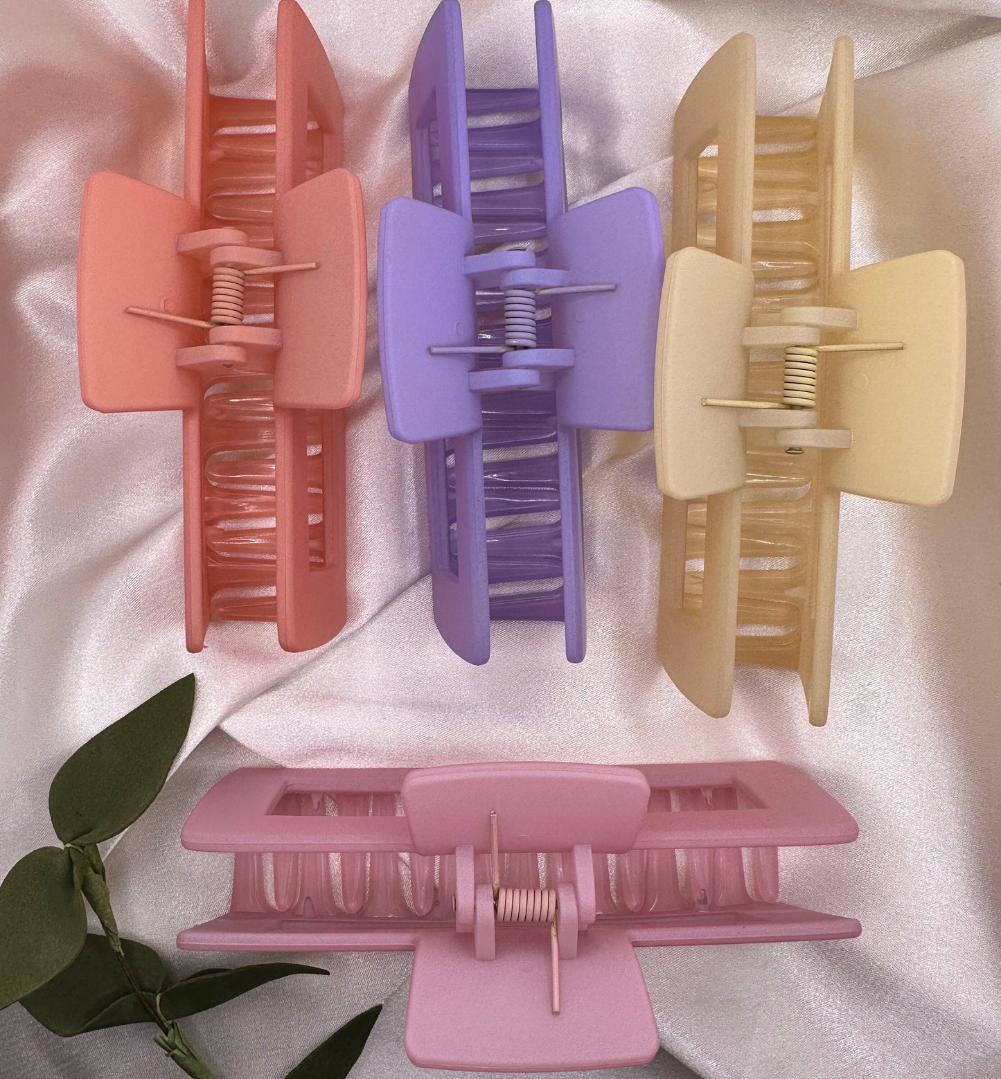 XL Matte Clips, Jumbo Claw Clip, Acrylic Hair Clip, Hair Accessories for Her, Translucent Clip, Perfect Gift, Gifts for Her, Minimalist Hair