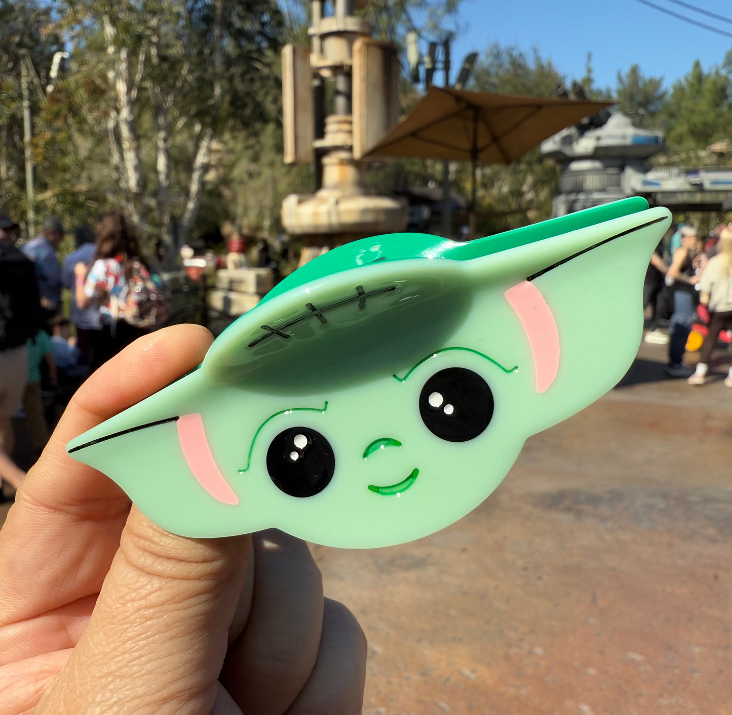 Baby Yo-da  Claw Clip