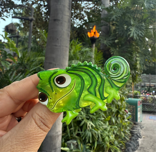 Pascal Rapunzel Hair Claw Clip, Acrylic Hair Clip, Accessories for Her, Translucent Clip
