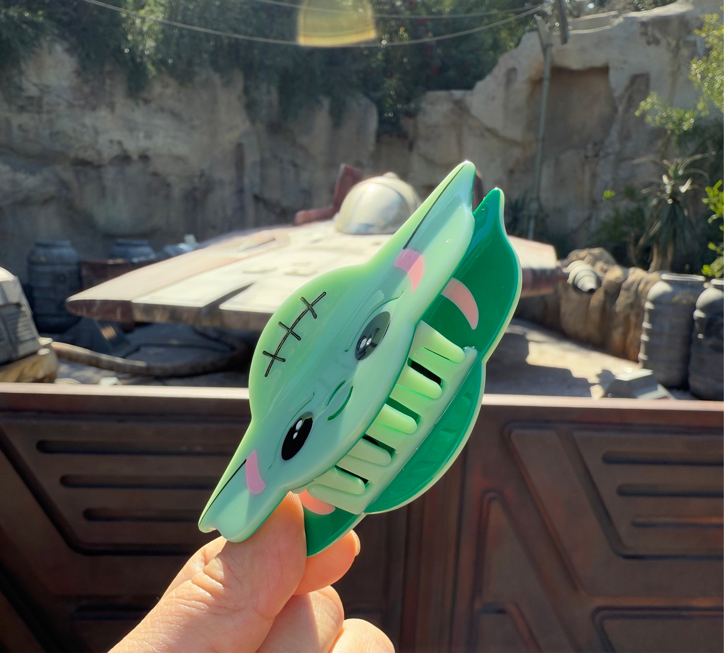 Baby Yo-da  Claw Clip